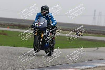 media/Nov-30-2025-TrackDaz (Sun) [[d8b22663df]]/B Group/Session 5 (Wheelie Bump)/